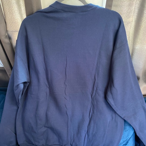 Disney Celebration 2015 Crew neck sweater size large - Picture 4 of 4